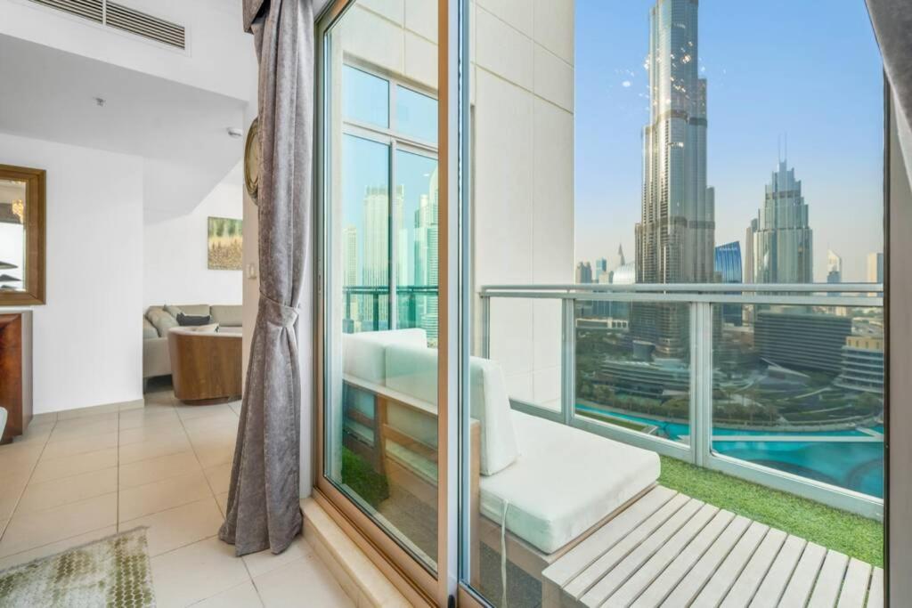 Spectacular Burj & Fountain View - Luxurious 3 Bedrooms & Maids Room - The Residences ดูไบ ภายนอก รูปภาพ
